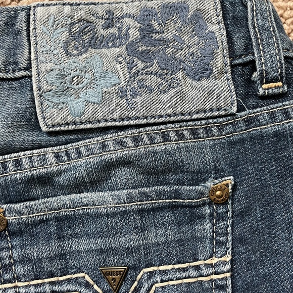 Guess Jean Mini-Skirt, Size 24, Like New Great Condition - Picture 4 of 5